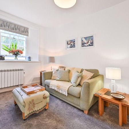 Tramontane Apartment At Hesketh Crescent Torquay Exteriér fotografie