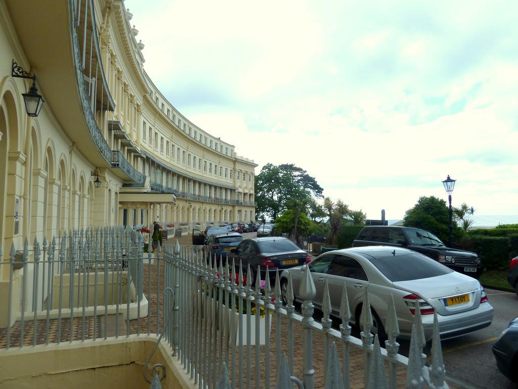 Tramontane Apartment At Hesketh Crescent Torquay Pokoj fotografie