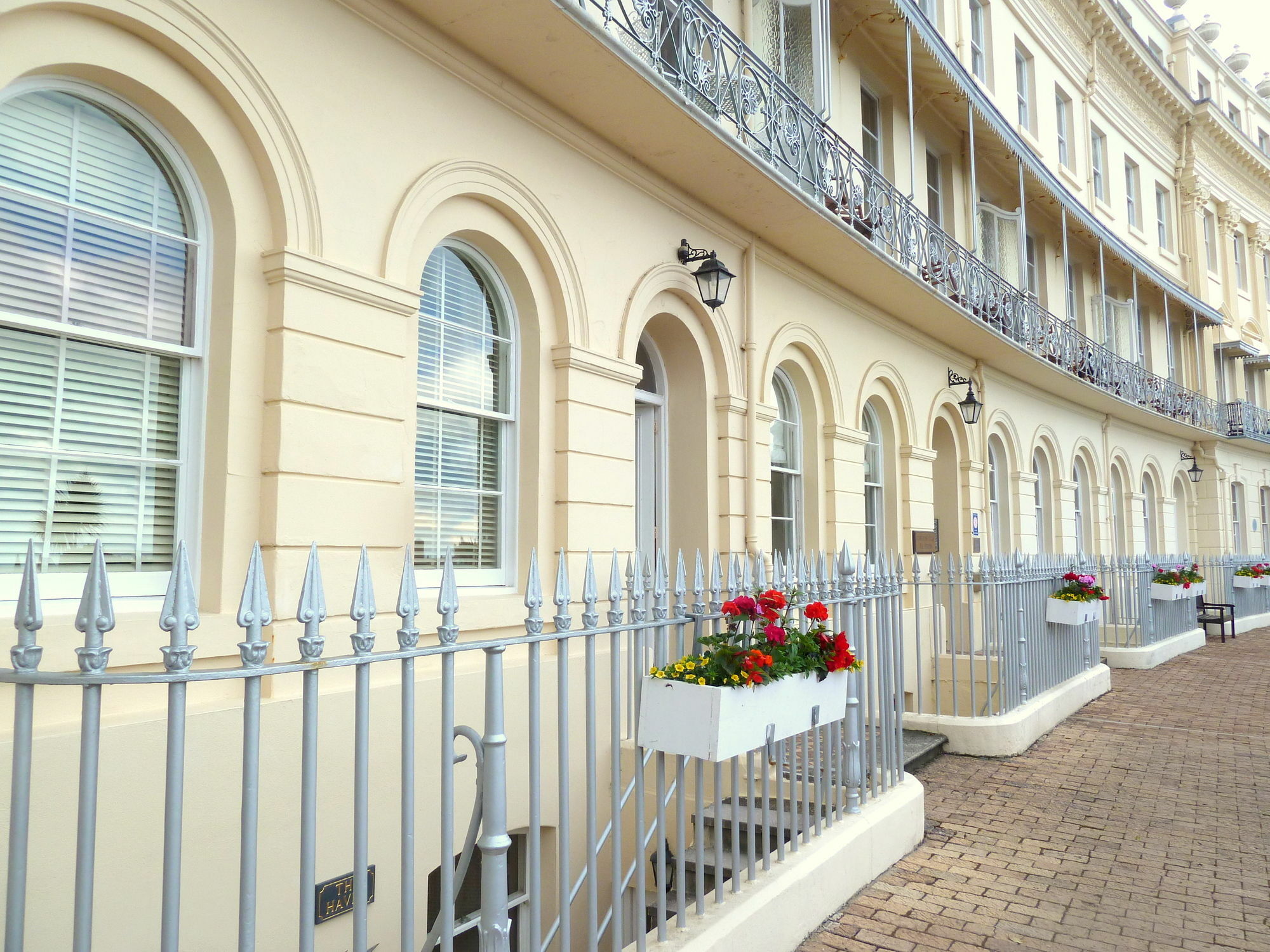 Tramontane Apartment At Hesketh Crescent Torquay Exteriér fotografie
